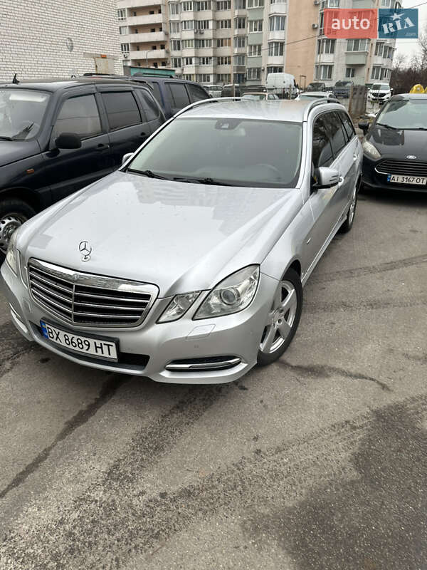 Mercedes-benz E 200 cdi (2010)