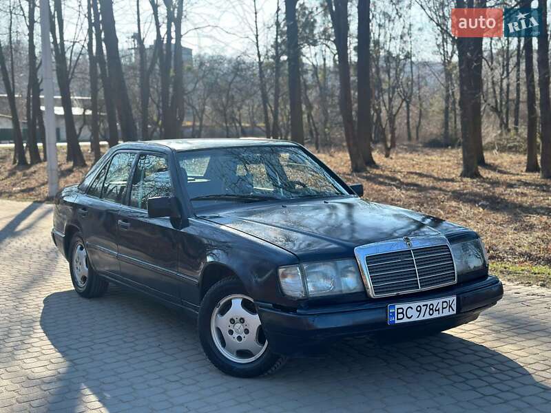 Mercedes-benz E-class (1987)