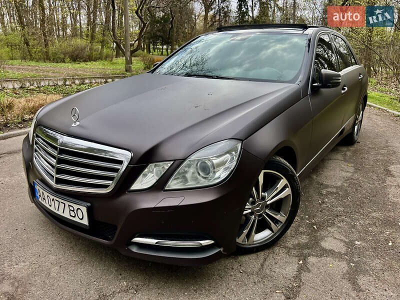Mercedes-benz E-class (2010)