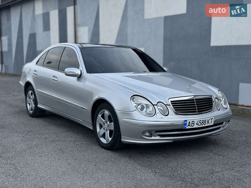 Mercedes-benz E-class (2002)