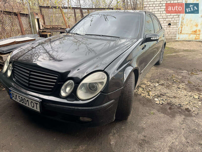 Mercedes-benz E-class (2002)