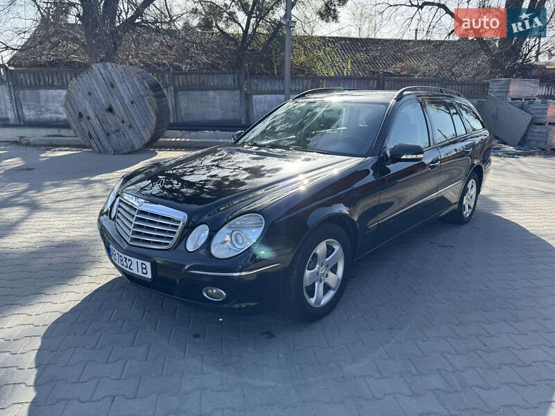 Mercedes-benz E-class (2008)