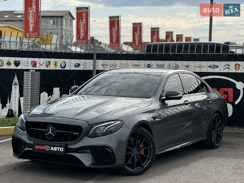 Mercedes-benz E-class (2018)