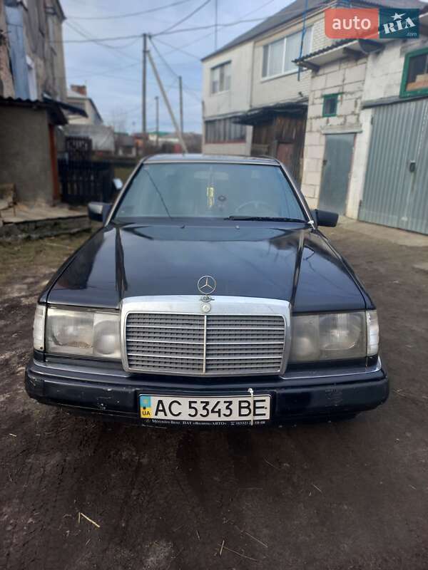 Mercedes-benz E-class (1991)
