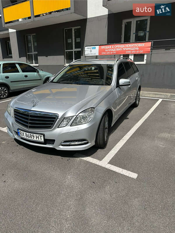 Mercedes-benz E-class (2010)