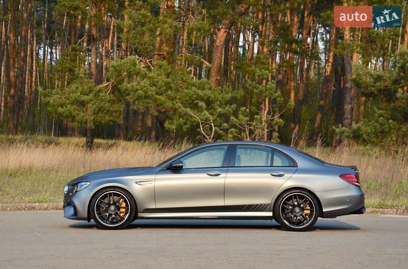 Mercedes-benz E-class (2018)