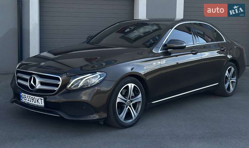 Mercedes-benz E-class (2017)