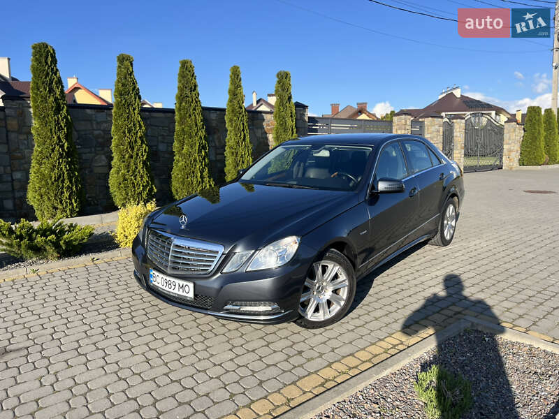 Mercedes-benz E-class (2011)
