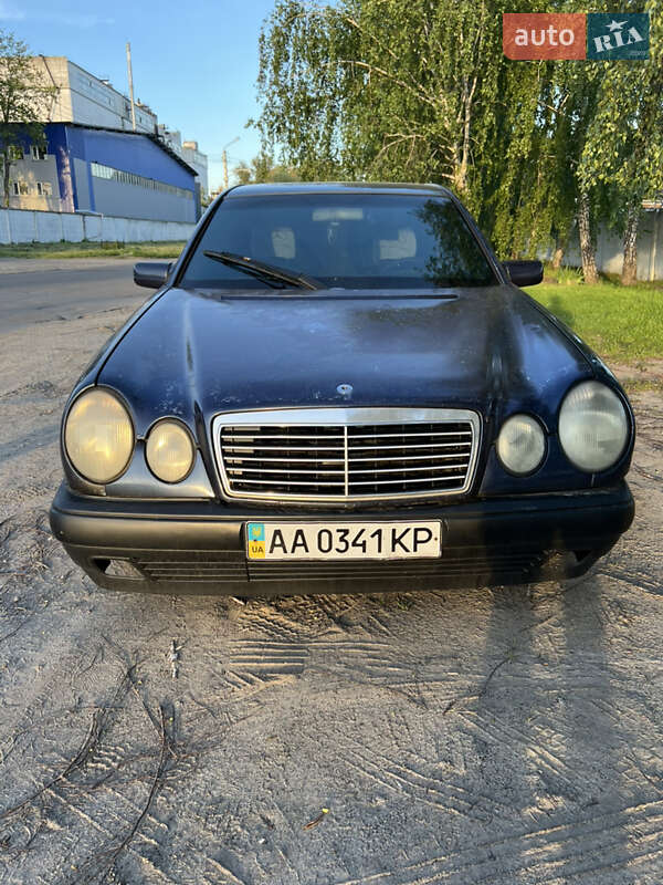 Mercedes-benz E-class (1997)