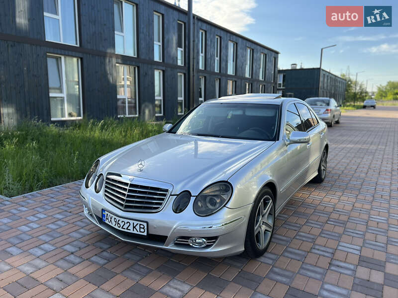Mercedes-benz E-class (2003)