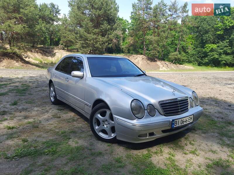 Mercedes-benz E-class (2001)