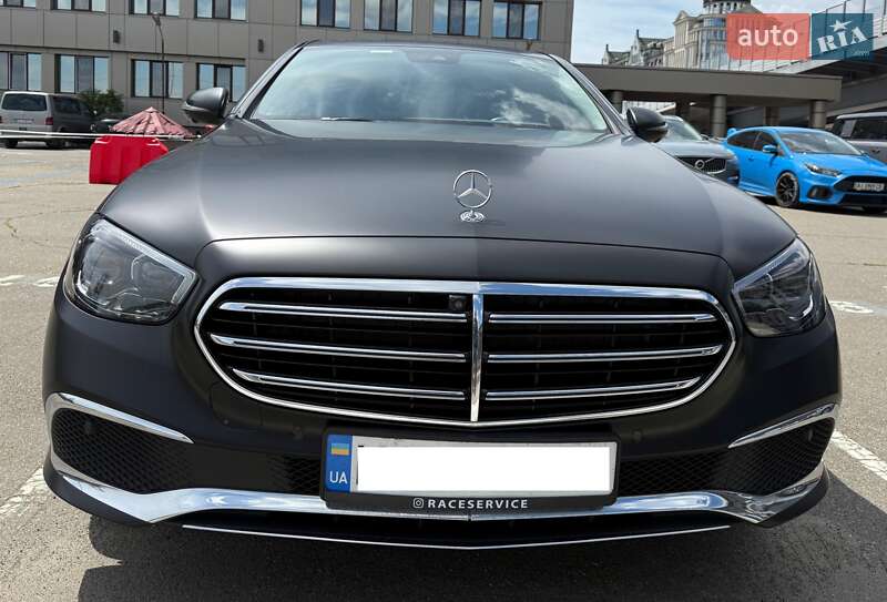 Mercedes-benz E-class (2022)