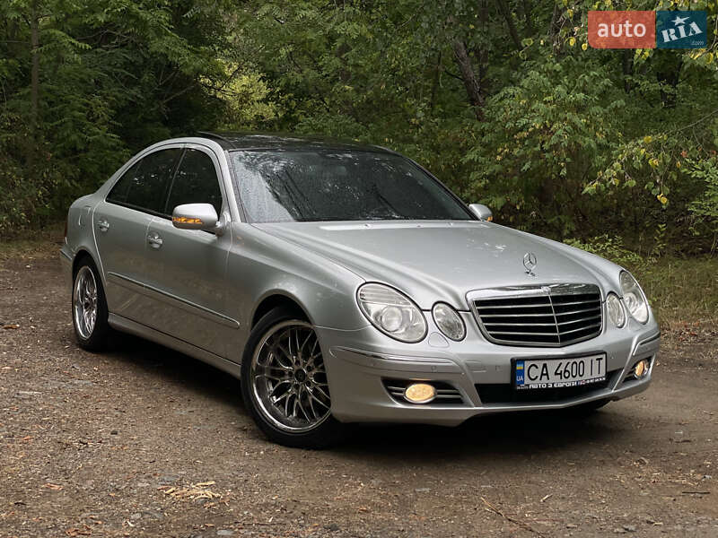 Mercedes-benz E-class (2008)