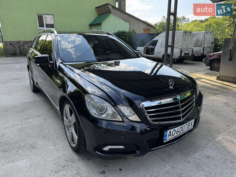 Mercedes-benz E-class (2010)