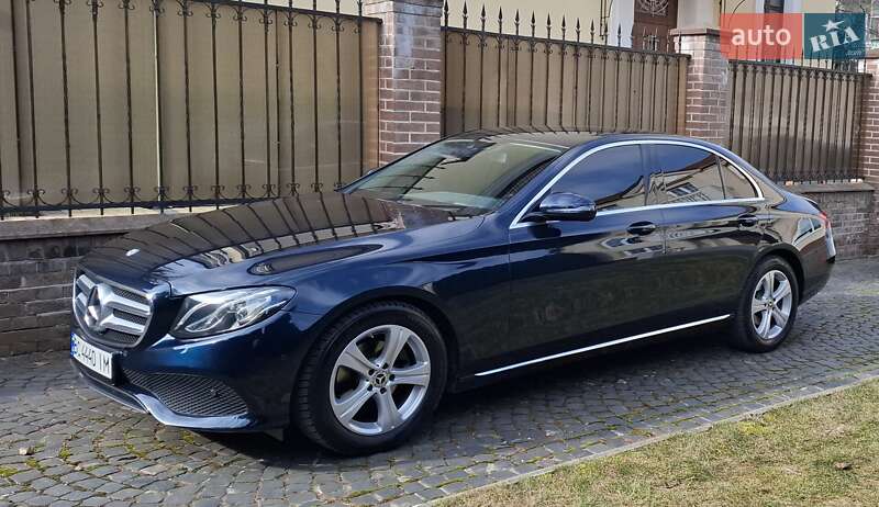 Mercedes-benz E-class (2016)