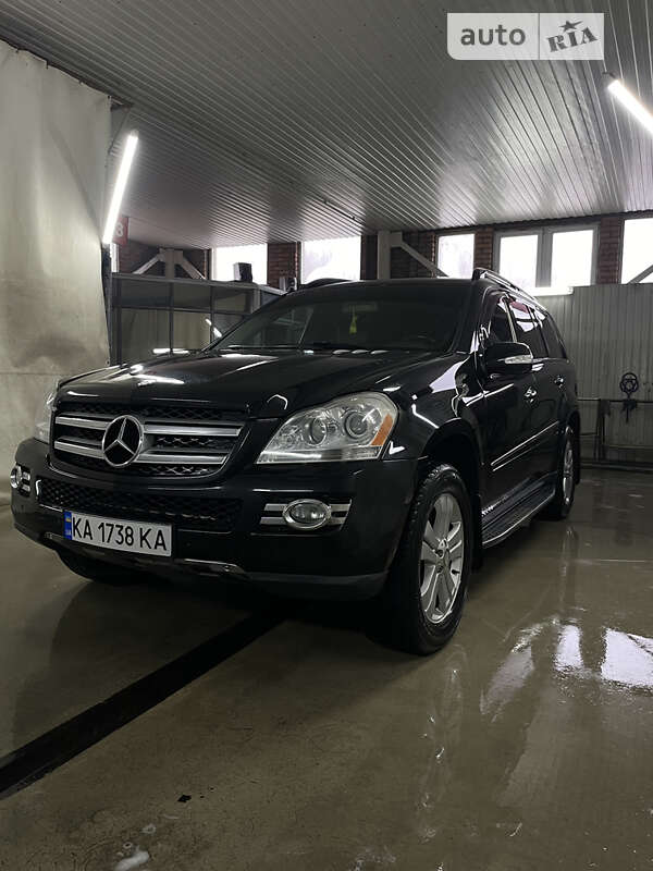 Mercedes-benz Gl-class (2006)