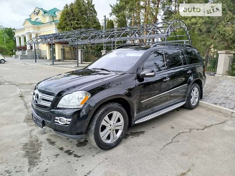 Mercedes-benz Gl-class (2008)