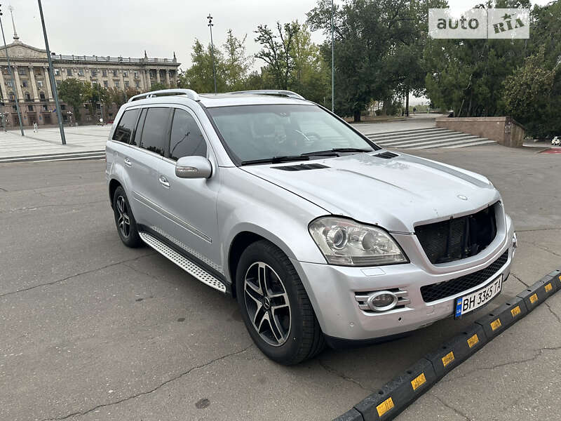 Mercedes-benz Gl-class (2008)