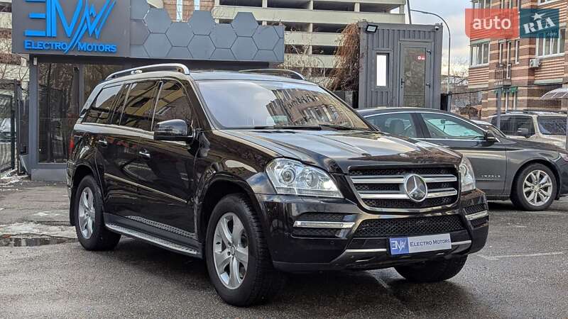 Mercedes-benz Gl-class (2010)