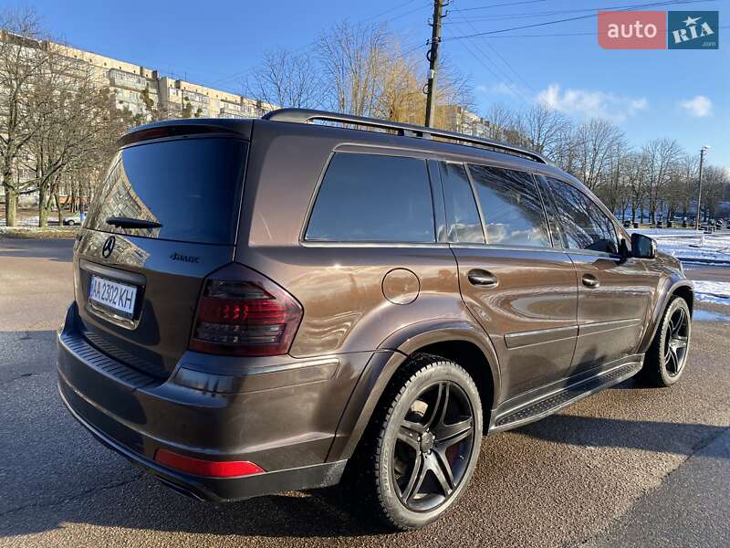Mercedes-benz Gl-class (2010)
