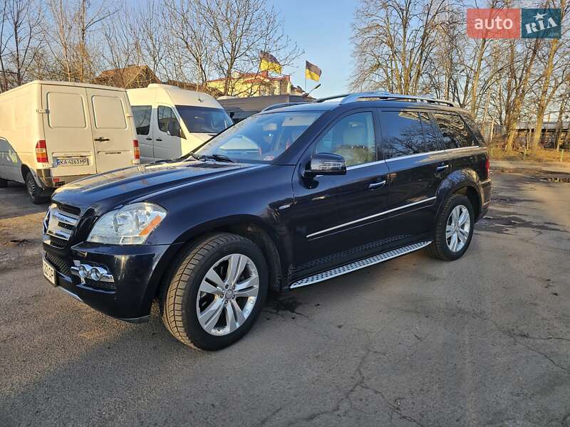 Mercedes-benz Gl-class (2011)