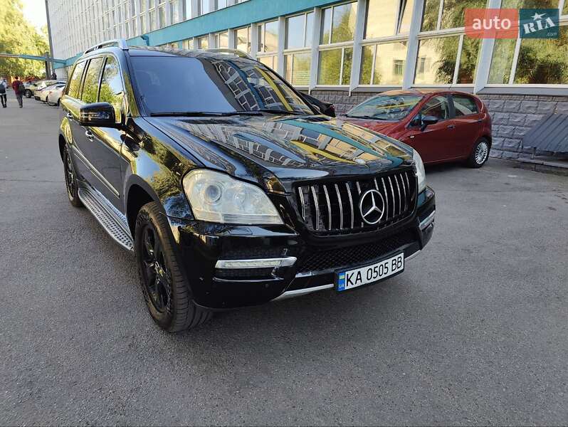 Mercedes-benz Gl-class (2011)