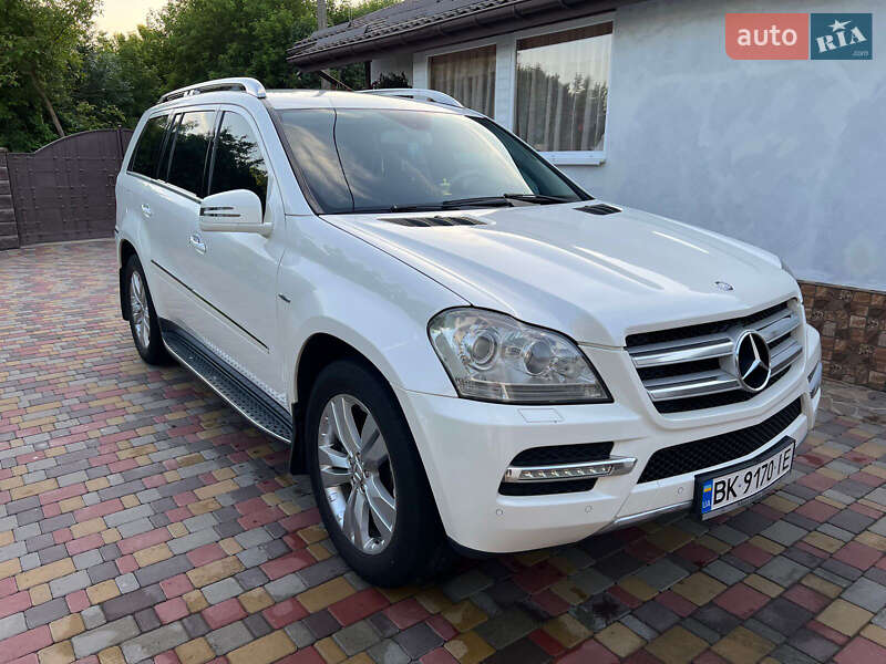 Mercedes-benz Gl-class (2010)