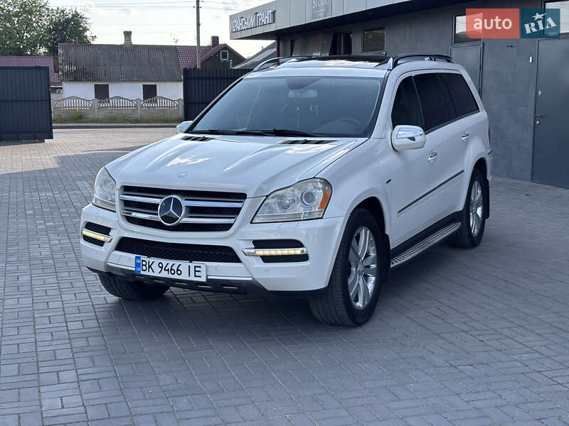 Mercedes-benz Gl-class (2010)