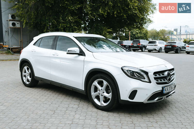 Mercedes-benz Gla 220 (2019)