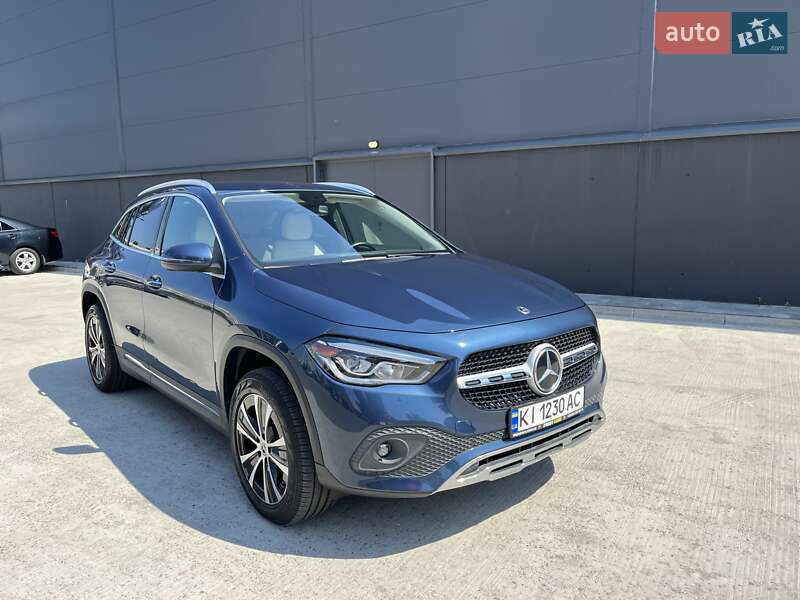 Mercedes-benz Gla-class (2020)