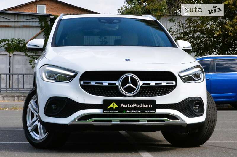 Mercedes-benz Gla-class (2020)
