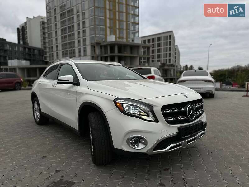 Mercedes-benz Gla-class (2019)
