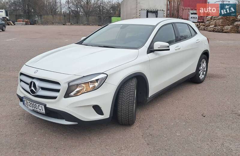 Mercedes-benz Gla-class (2014)