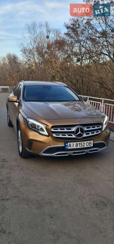 Mercedes-benz Gla-class (2017)
