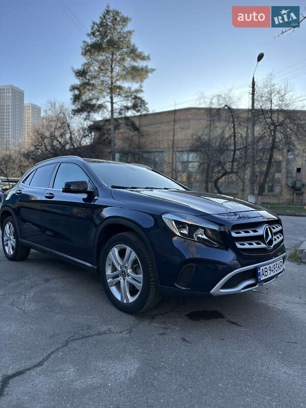 Mercedes-benz Gla-class (2018)
