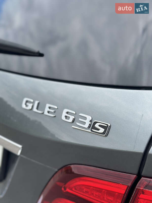 Mercedes-benz Gle-class (2017)