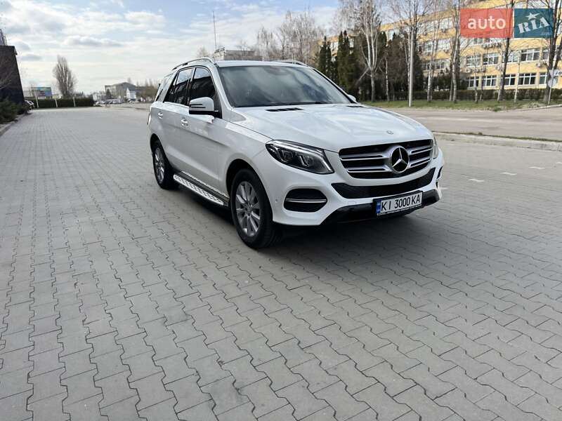 Mercedes-benz Gle-class (2016)