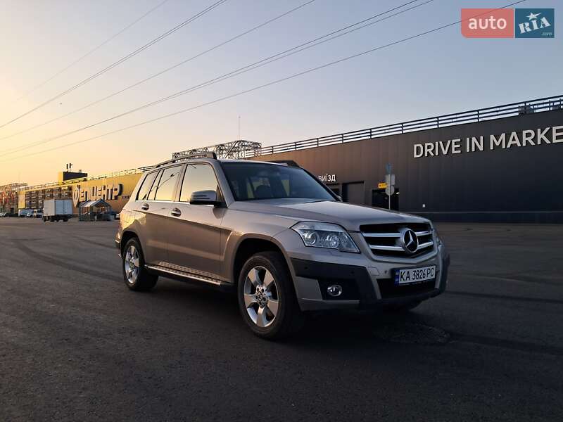 Mercedes-benz Glk-class (2008)