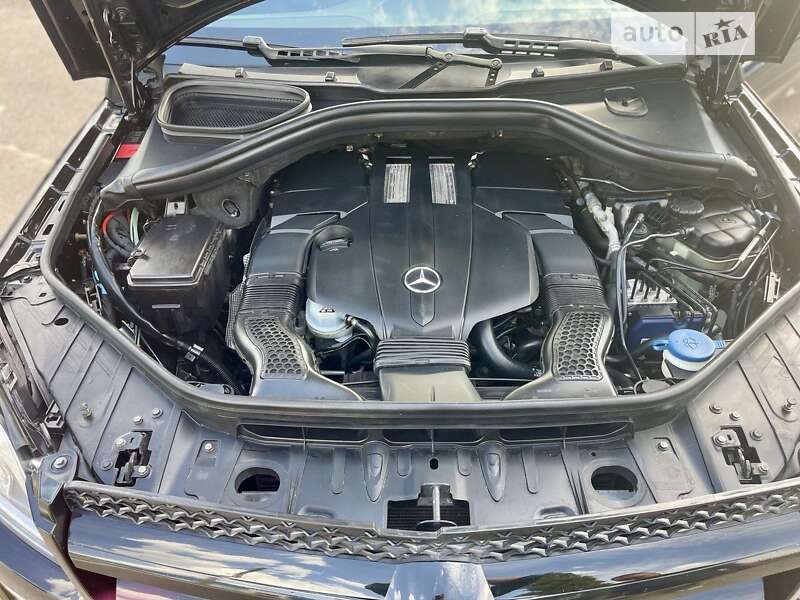 Mercedes-benz Gls-class (2016)