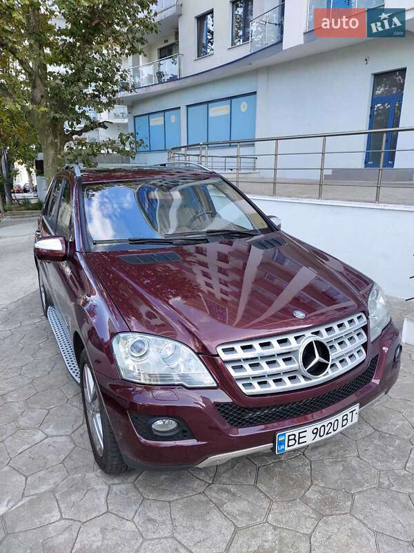 Mercedes-benz M-class (2008)