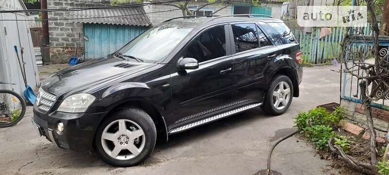 Mercedes-benz M-class (2008)