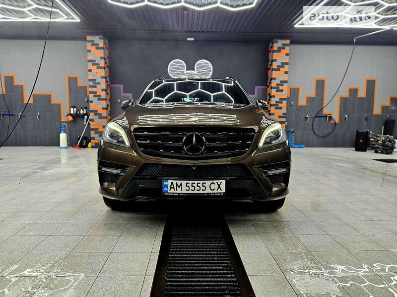 Mercedes-benz Ml 500 (2013)