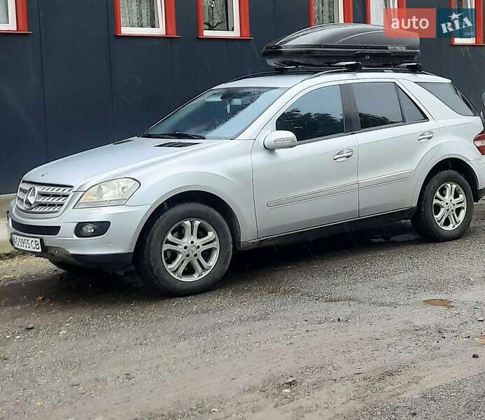 Mercedes-benz M-class (2007)