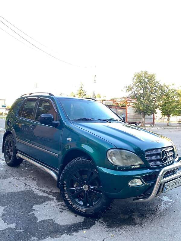 Mercedes-benz M-class (1998)