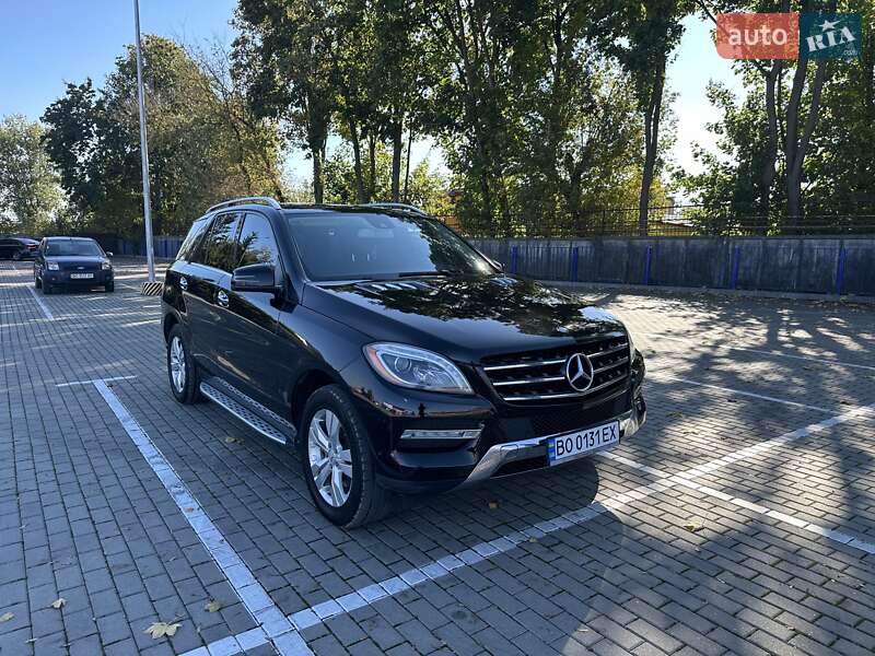 Mercedes-benz M-class (2015)