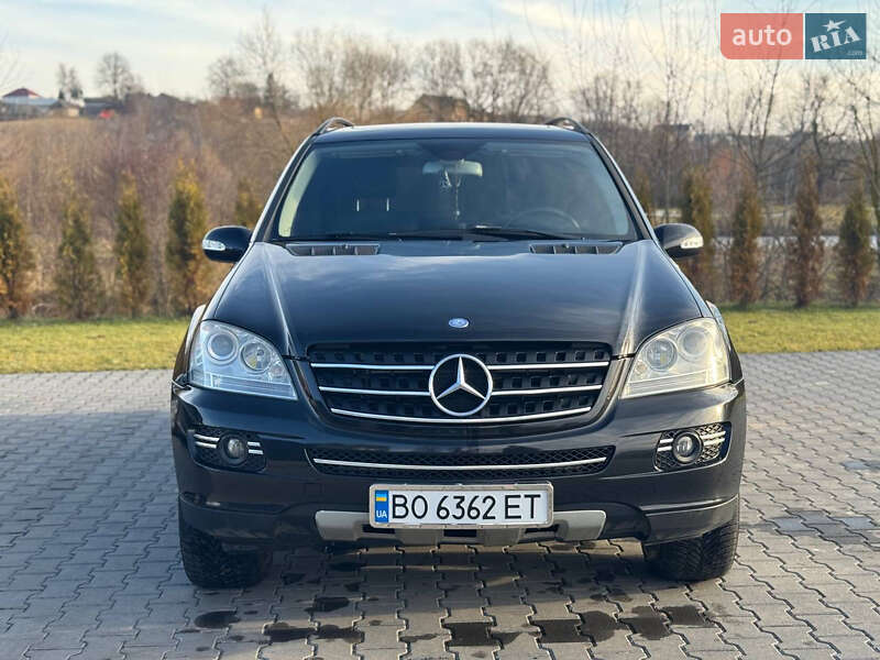 Mercedes-benz M-class (2006)