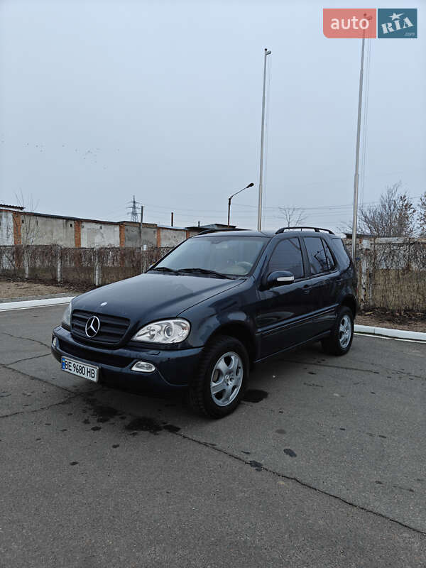 Mercedes-benz M-class (2003)