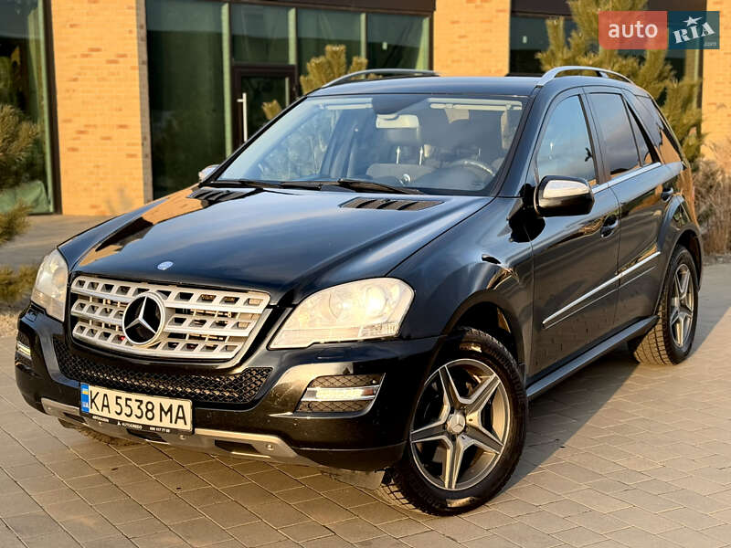 Mercedes-benz M-class (2010)