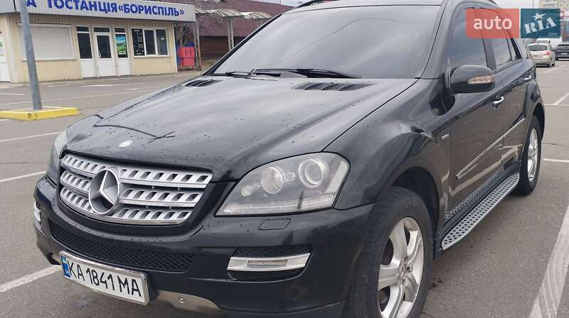 Mercedes-benz M-class (2005)