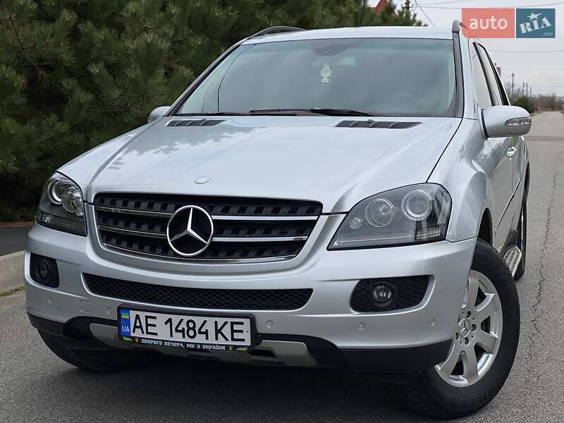 Mercedes-benz M-class (2006)